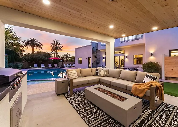 Paradise * Phoenix