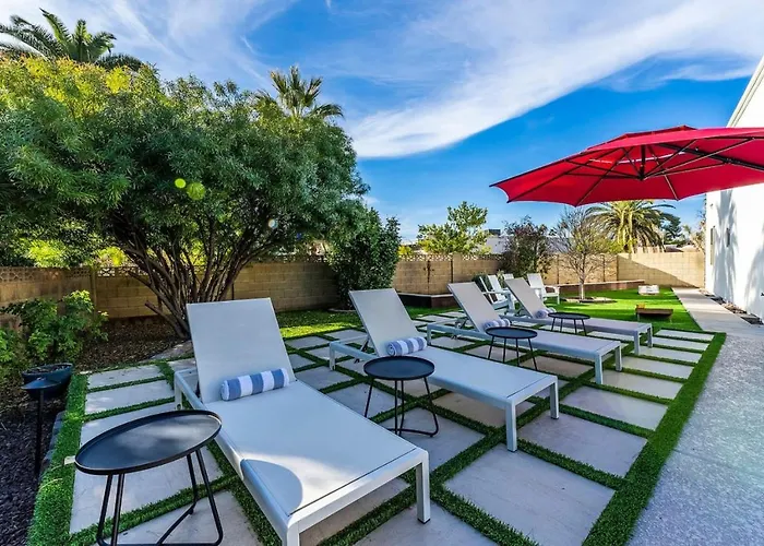 Paradise Phoenix