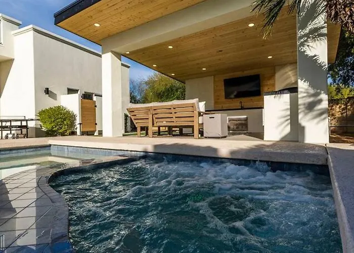 Paradise Phoenix